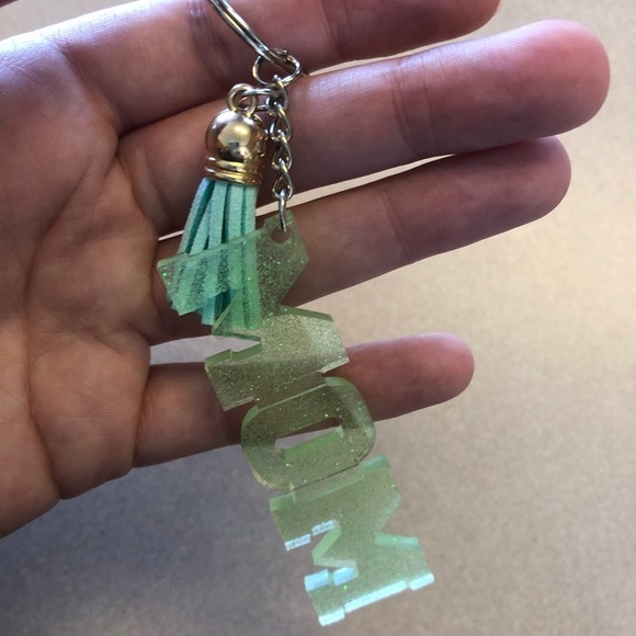 🎉🎉2x HP🎉🎉 Handmade MOM Keychain - Picture 2 of 6